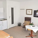 Gaestehaus Steinhardt Nr 04 * Тиммендорфер-Штранд